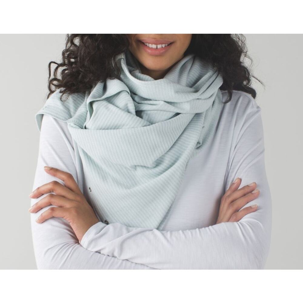 Lululemon Vinyasa Scarf *Rulu Mini Check Pique White Heathered Minty Grey READ